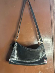 Chic Black Handbag
