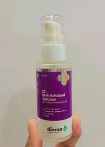 Derma Co Exfoliant Solution 2% BHA For Clogged Por