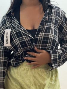Zudio Black Crop Plaid Shirt