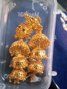 Elegant Gold Jhumka Earrings