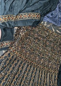 heavy embroideredpaplem sharara set