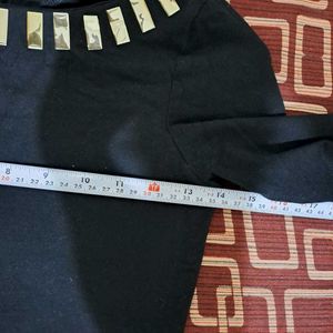 Mohito Bodycon dress with neck embellishments