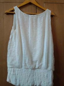 Max Studio White Sleeveless Top