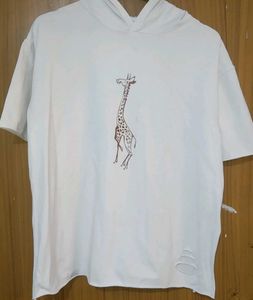 Giraffe Graphic Tee