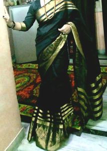Elegant Black &amp; Gold Saree