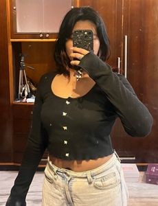 butterfly black full sleeve crop top