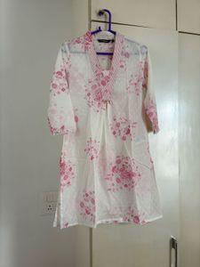 Floral Print Kurti Size S