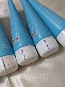 Dot &amp; Key Hydrating Face Wash