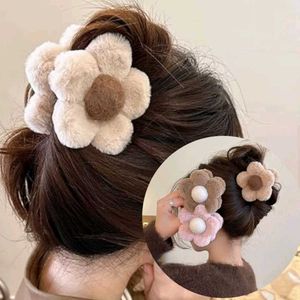 Fluffy Flower Hair Clips