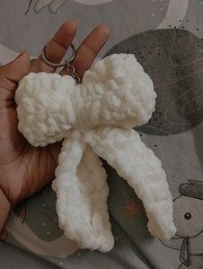 Handmade white ribbon bow keychain