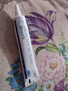 Derma 2% Salicylic acid Serum... & Zitcare-s
