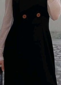 Elegant Black Midi Dress