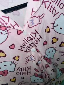 Hello Kitty  Collar Tshirt