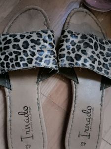 I Hv Many Pairs Of Shoes Now That's Y