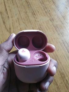 Boat airdopes 381 only left side ear airpods