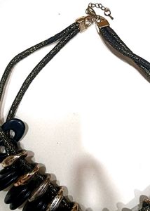 Neckpiece