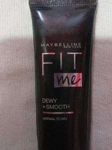 Maybelline Fit Me Dewy+ Smooth Primer