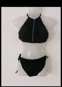 22 TOPS JUST 999