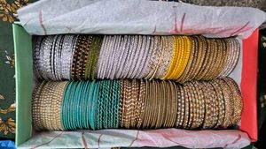 Sparkling Bangle Set