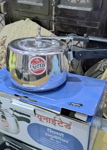 United 3 Liter Pressure Cooker