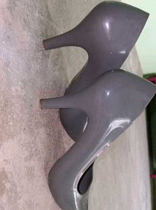 Mellisa Grey Pump {New}