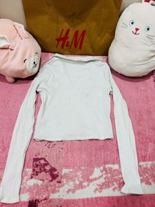 H&amp;M Ripped White Collar T Shirt