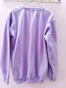 A winter Woolen Sweater For Boys/ Girls.