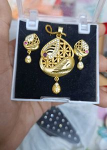 1 Gm Gold Plated Pendant Set