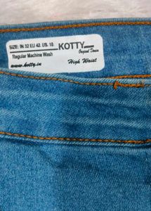 ✅KOTTYs Brand New Wide Leg High Rise Cargo Jeans✅