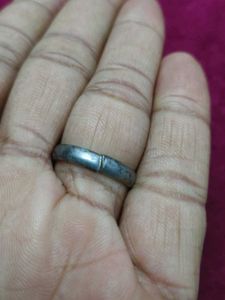 Horse naal iron ring