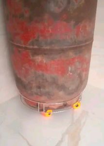 Cylinder/ Water Can Moving Wheel Stand
