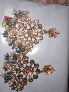 Earring