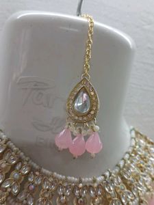 Elegant Pink Beaded Necklace Set