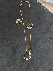 Half Moon Zirconia Pendant Set With Chain