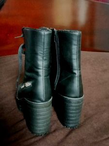Boot 👢