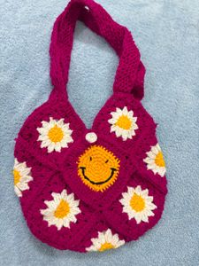 Crochet Daisy Smiley Bag