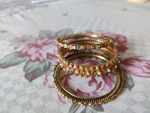 Colorful Metallic Bangle Set