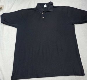 44 Size Black T-shirt