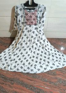 White Gown Size Xxl