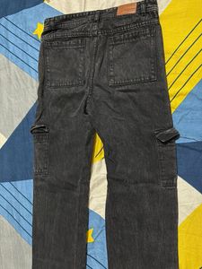 Black Pocket Loose Jeans