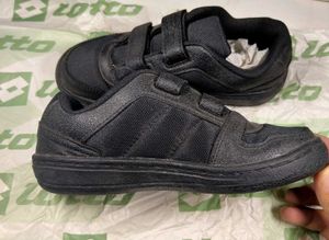 Black Lotto Kids Sneakers