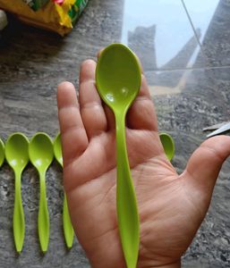 8 Plastic Unbreakable Daily Used Spoon...🥄🥄🥣