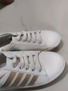 New White And Gold Women Sneakers With Tag