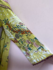 Elegant Floral Kurta Set