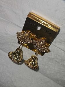 Earings