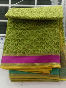 Very Pretty Parrot Green Cotton Silk Saree