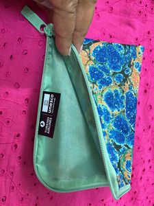 Air France Stylish Patterned Pouch