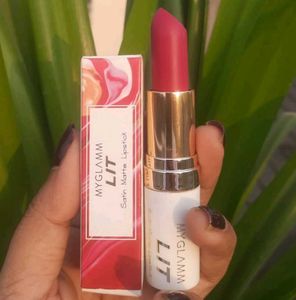 New✅️Myglamm Satin Matte Lipstick 💄