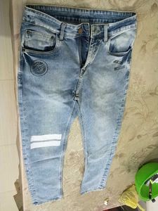 Light Wash Graphic Jeans