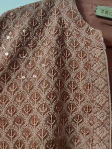 Elegant Peach Embroidered Kurta